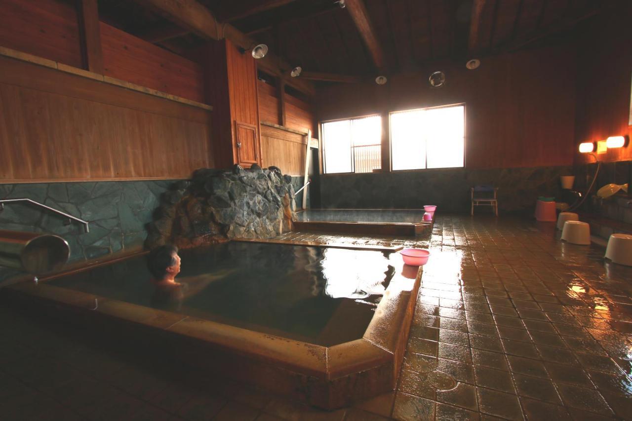 Hotel Minsyuku Ibusuki Esterno foto
